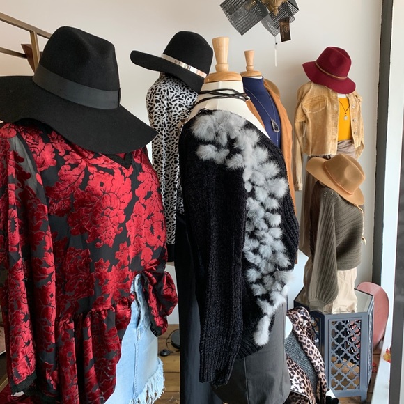 Meet your Posher, Tiffani - Picture 14 of 15